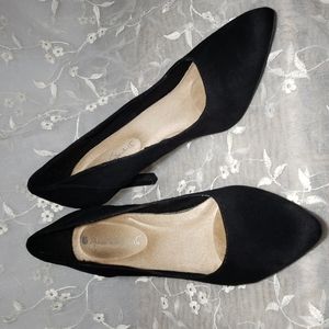 Black Velvet Super Soft Insole Women's  Dress Heels.
